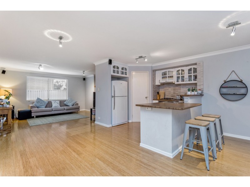 2/107 Wanneroo Road, Tuart Hill WA 6060