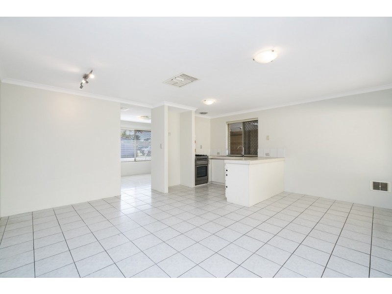 16 Sinai Place, Lockridge WA 6054