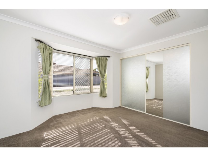 16 Sinai Place, Lockridge WA 6054