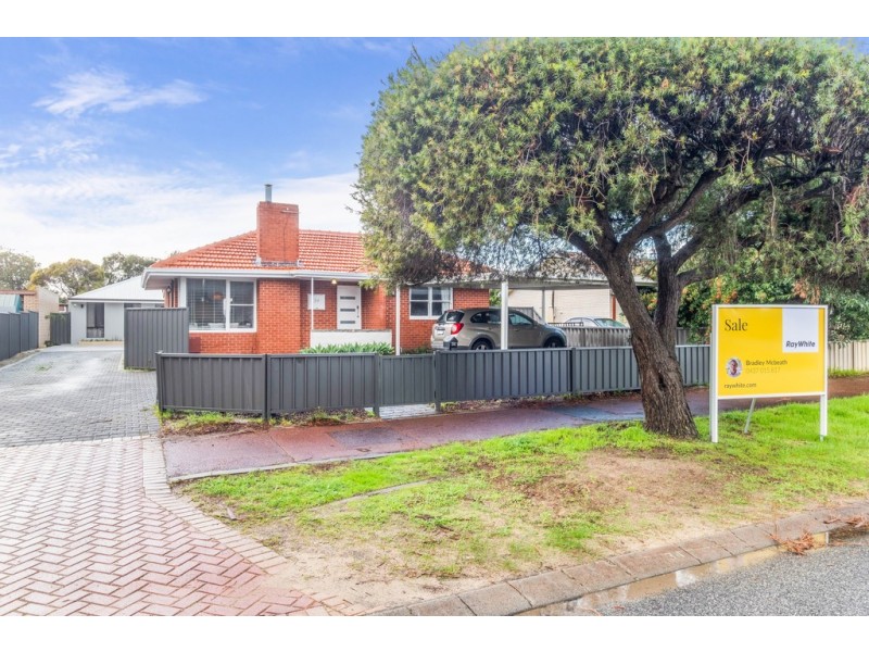 34 Brathwaite Road, Lockridge WA 6054