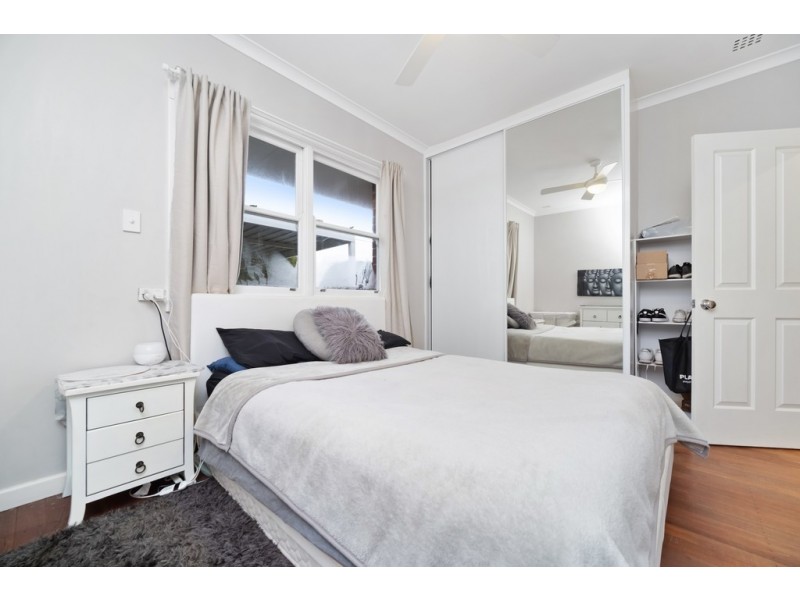 34 Brathwaite Road, Lockridge WA 6054