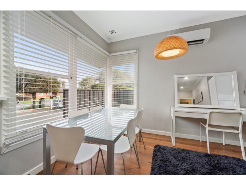 34 Brathwaite Road, Lockridge WA 6054