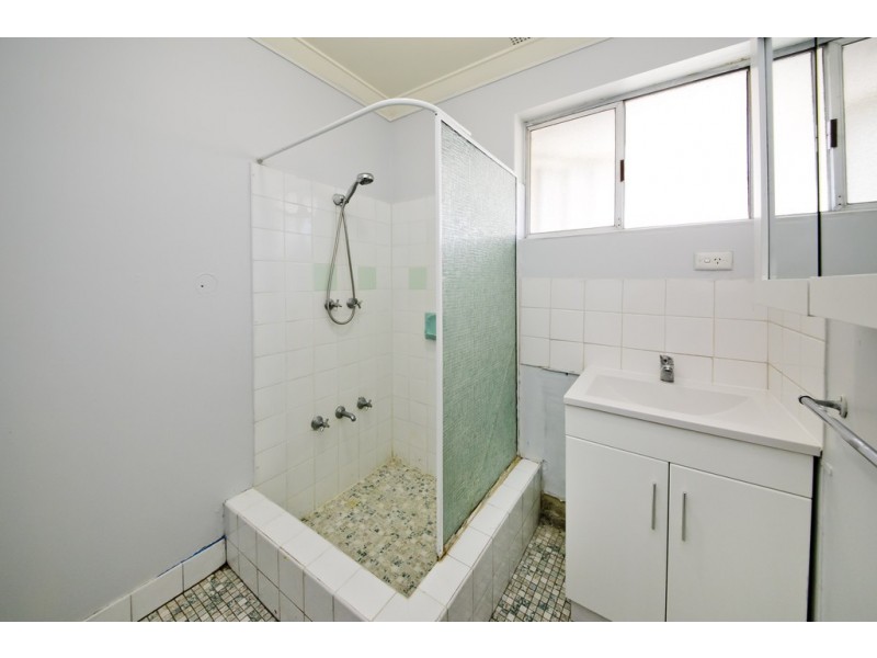 14 Collingwood Street, Dianella WA 6059