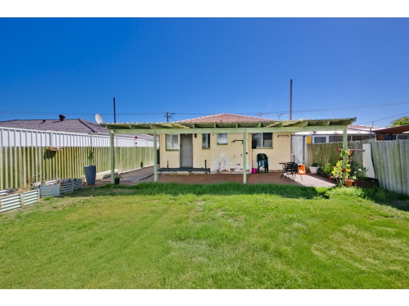 14 Collingwood Street, Dianella WA 6059