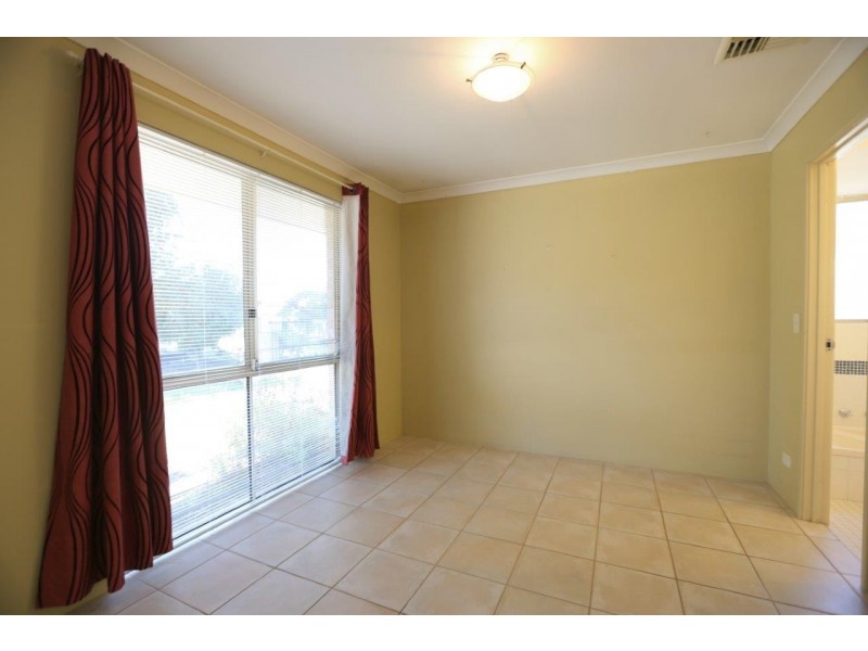 6 Lundy Cove, Kiara WA 6054