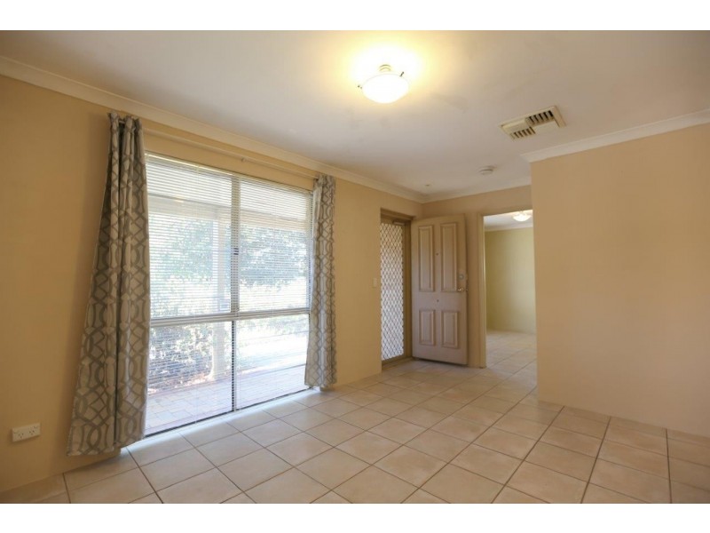 6 Lundy Cove, Kiara WA 6054