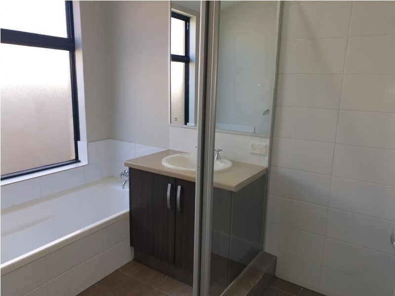 35 Embleton Ave, Embleton WA 6062