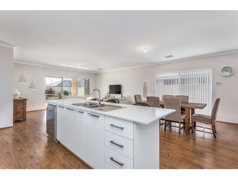 14 Amsterdam Crescent, Alkimos WA 6038