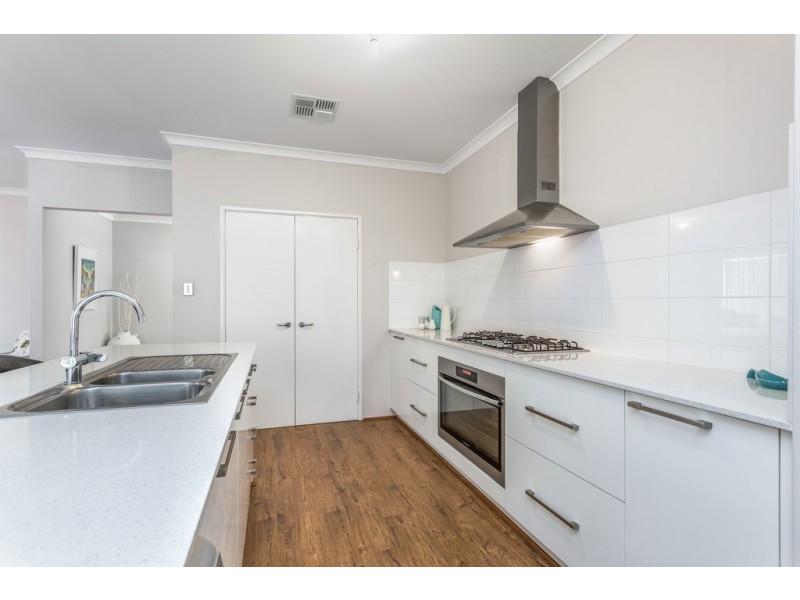 14 Amsterdam Crescent, Alkimos WA 6038