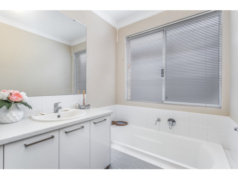 14 Amsterdam Crescent, Alkimos WA 6038