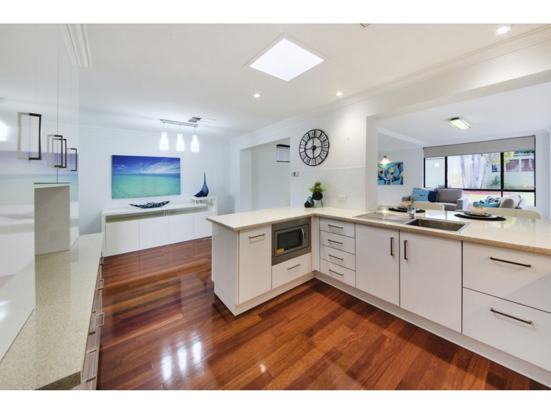 24 Glover Street, Dianella WA 6059