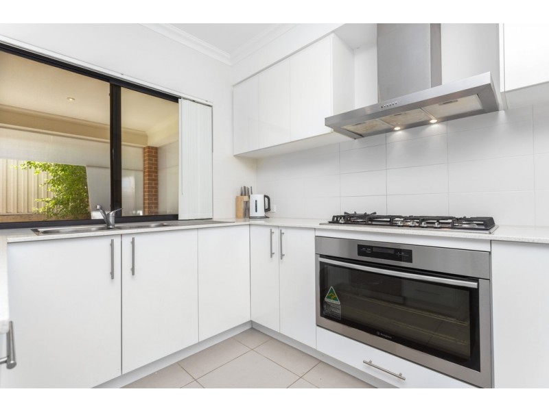 9C Jacqueline St, Bayswater WA 6053