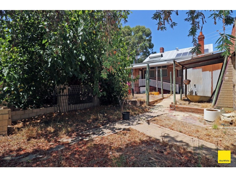 28 Anzac Terrace, Bassendean WA 6054