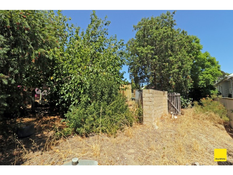 28 Anzac Terrace, Bassendean WA 6054