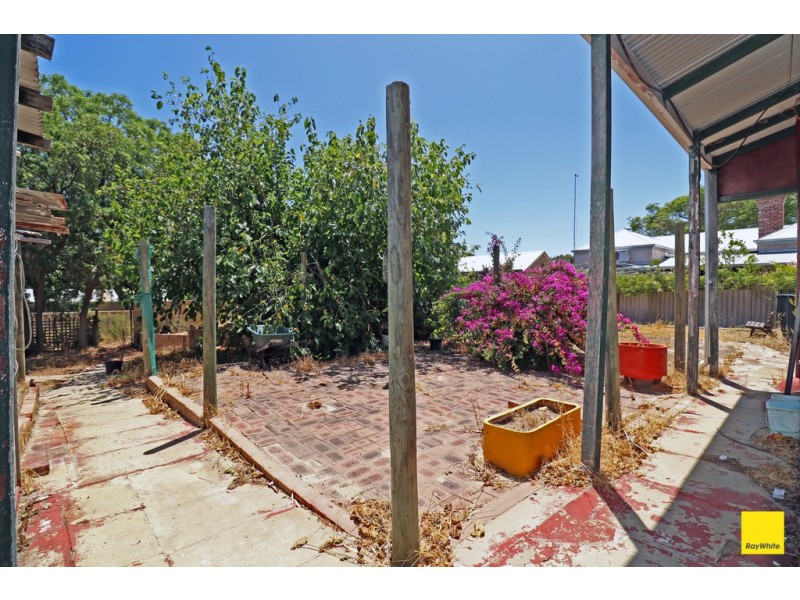 28 Anzac Terrace, Bassendean WA 6054