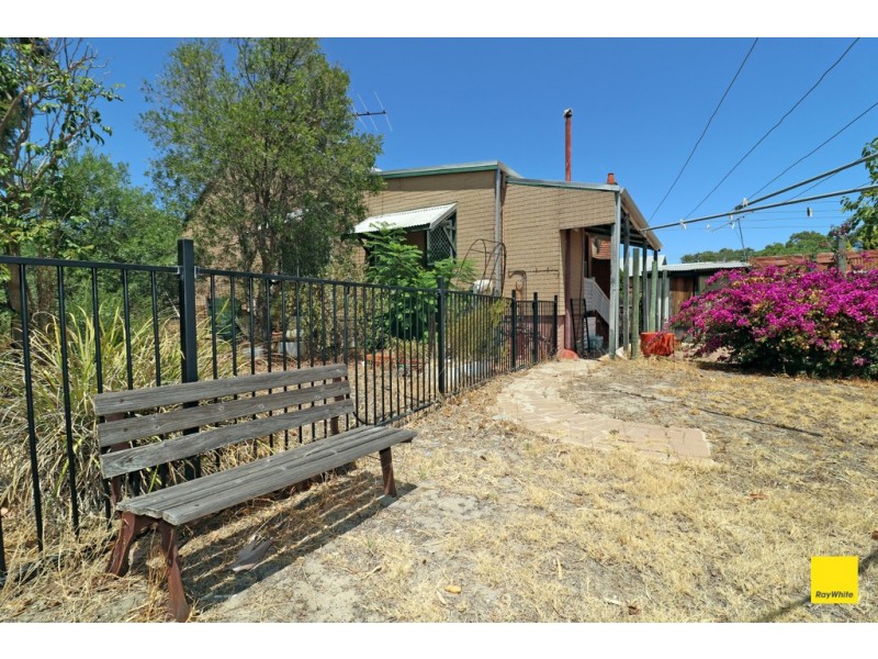 28 Anzac Terrace, Bassendean WA 6054