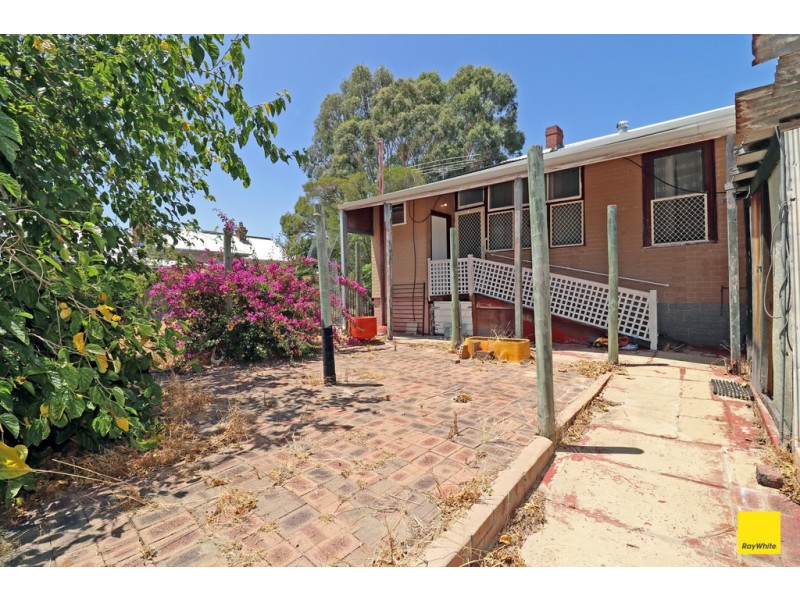 28 Anzac Terrace, Bassendean WA 6054