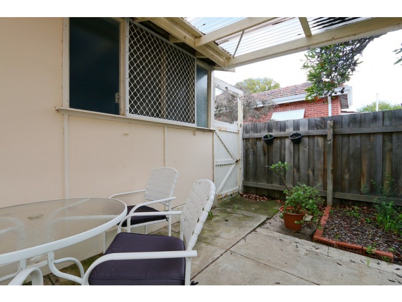 195 Railway Pde, Maylands WA 6051