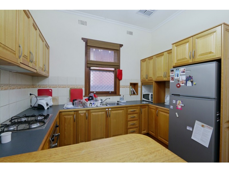 195 Railway Pde, Maylands WA 6051