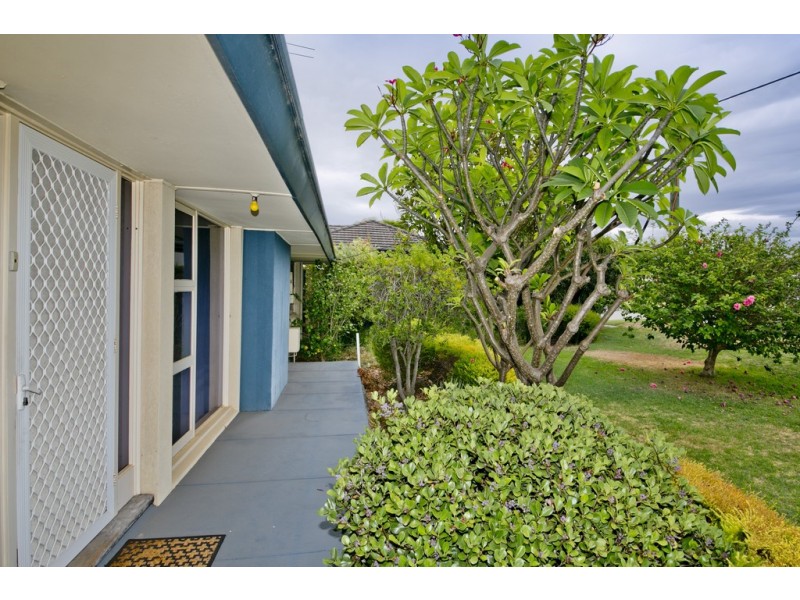 64 Howes Crescent, Dianella WA 6059