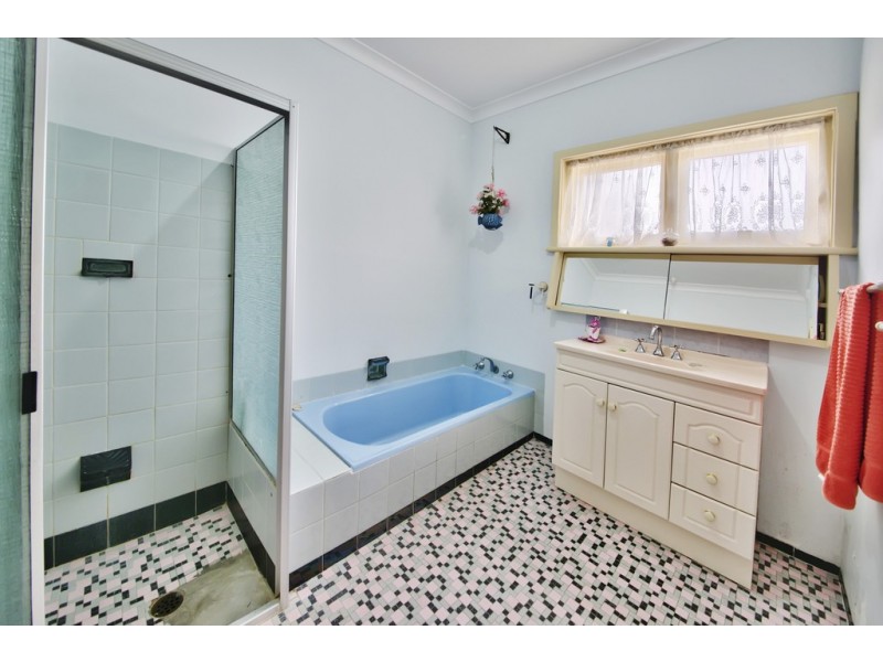 64 Howes Crescent, Dianella WA 6059