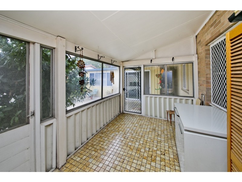 64 Howes Crescent, Dianella WA 6059