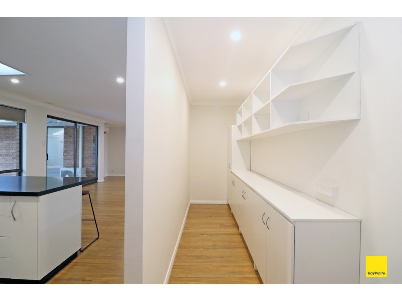 14 Freeland Way, Eden Hill WA 6054