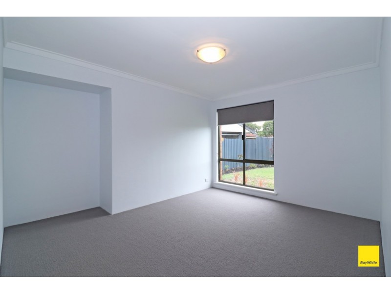 14 Freeland Way, Eden Hill WA 6054