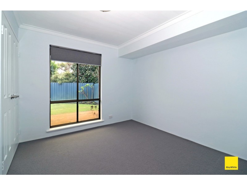 14 Freeland Way, Eden Hill WA 6054