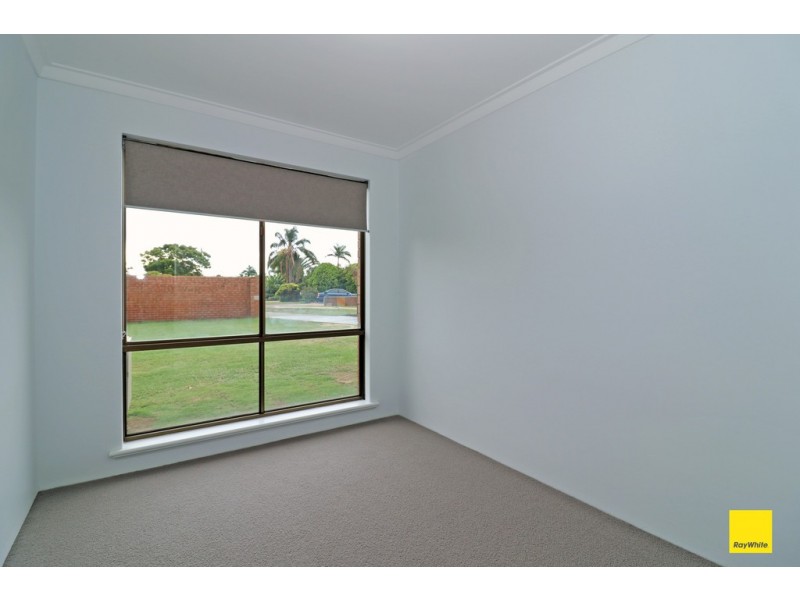 14 Freeland Way, Eden Hill WA 6054