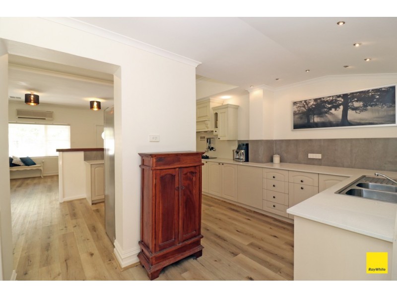 20 Fisher Street, Bassendean WA 6054