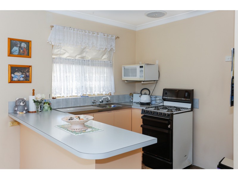 13 Salmon Gum Grove, Beechboro WA 6063