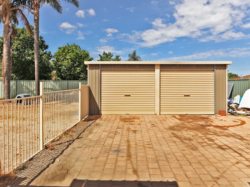 16 Teviot Place, Beechboro WA 6063