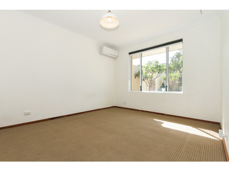 423 The Strand, Dianella WA 6059