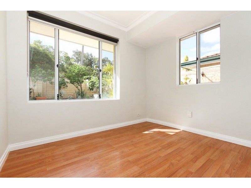 423 The Strand, Dianella WA 6059