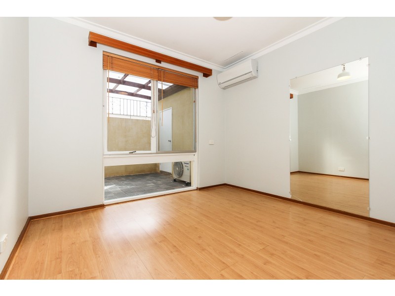 423 The Strand, Dianella WA 6059