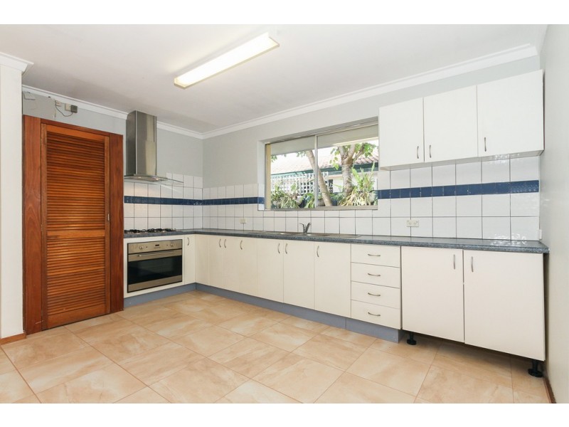 423 The Strand, Dianella WA 6059