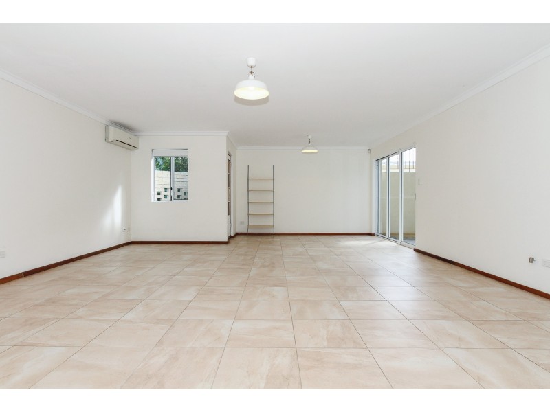 423 The Strand, Dianella WA 6059