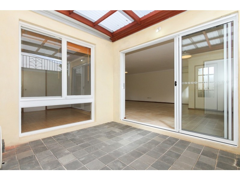 423 The Strand, Dianella WA 6059