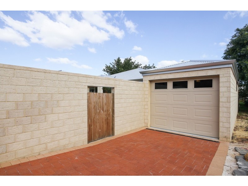 423 The Strand, Dianella WA 6059