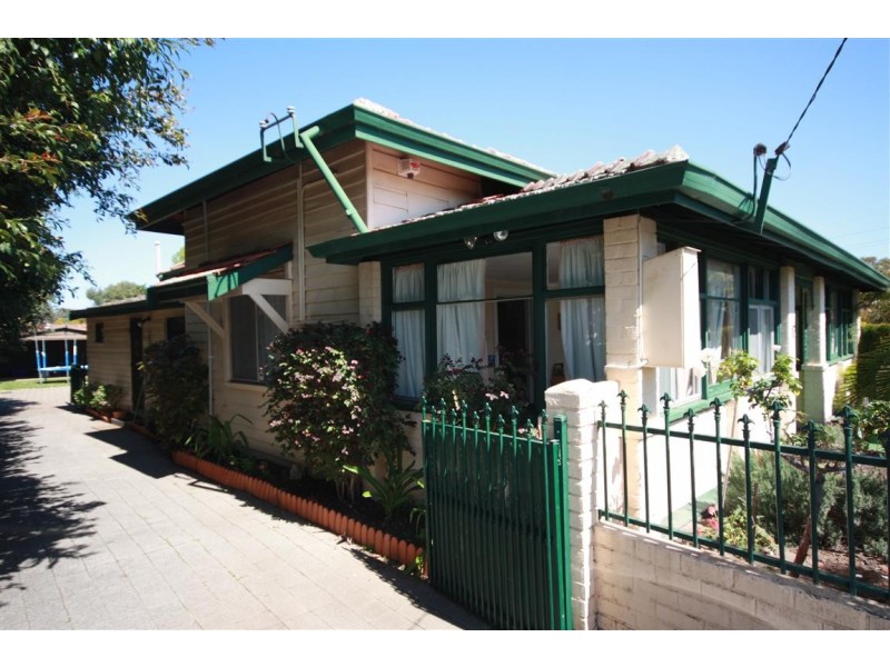 17 Holmesdale Road, Woodbridge WA 6056