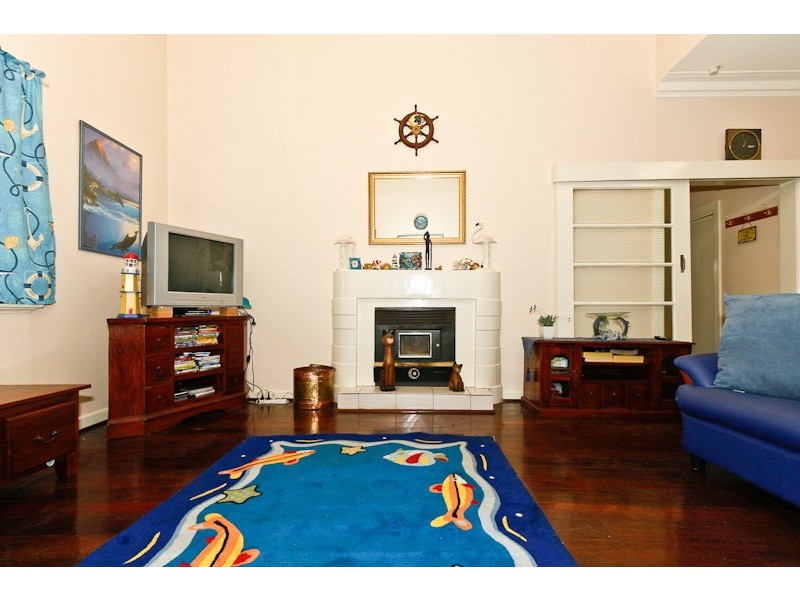 17 Holmesdale Road, Woodbridge WA 6056