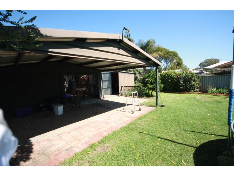 17 Holmesdale Road, Woodbridge WA 6056