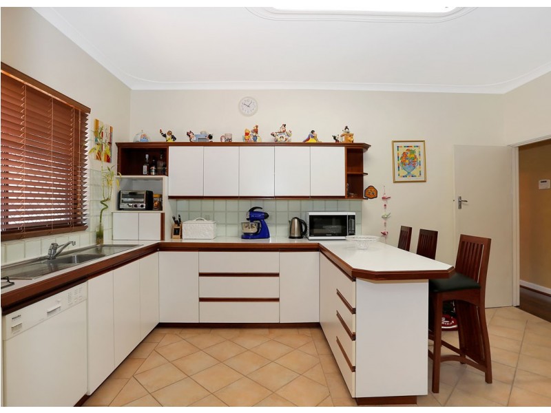 252 The Strand, Dianella WA 6059