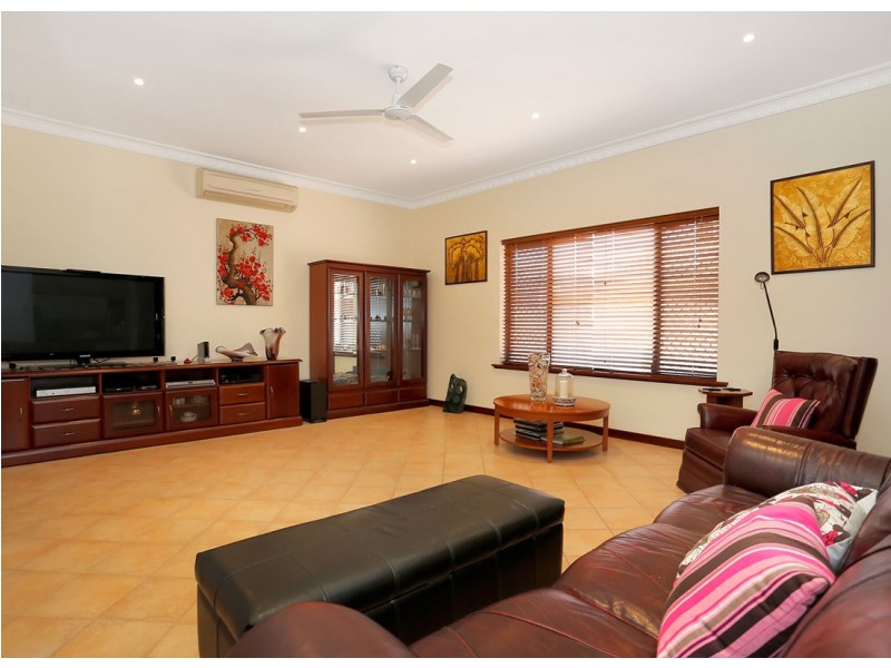 252 The Strand, Dianella WA 6059