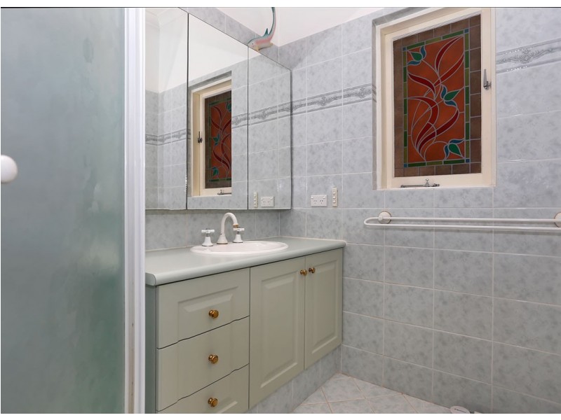 252 The Strand, Dianella WA 6059