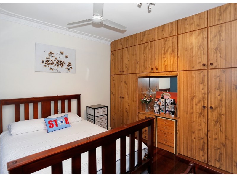 252 The Strand, Dianella WA 6059