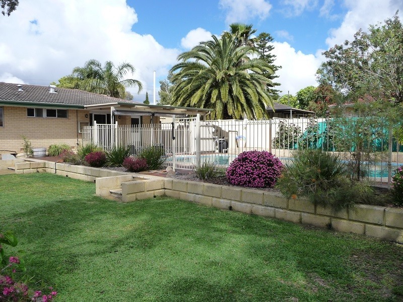 12 Gallagher Street, Eden Hill WA 6054