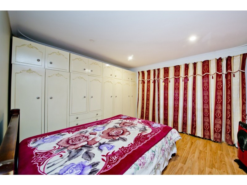 15 Collingwood Street, Dianella WA 6059