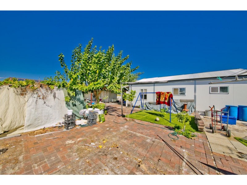 15 Collingwood Street, Dianella WA 6059